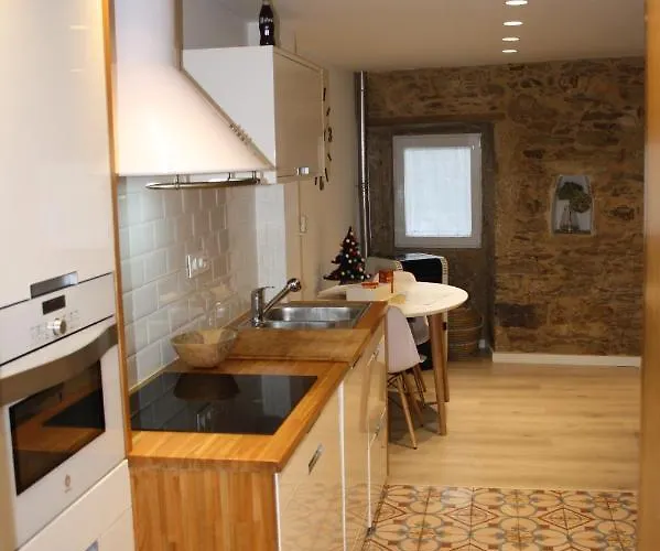 Casa Rehabilitada En Casco Historico Santiago de Compostela
